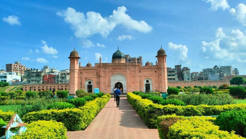 Bibi Pari's Tomb