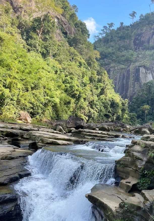 Amiakhum waterfall