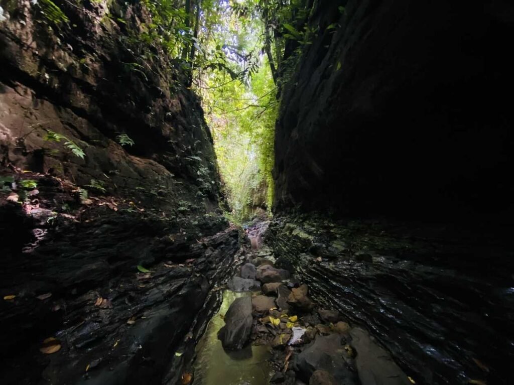 Lasuban Gorge /Lasubon canyon