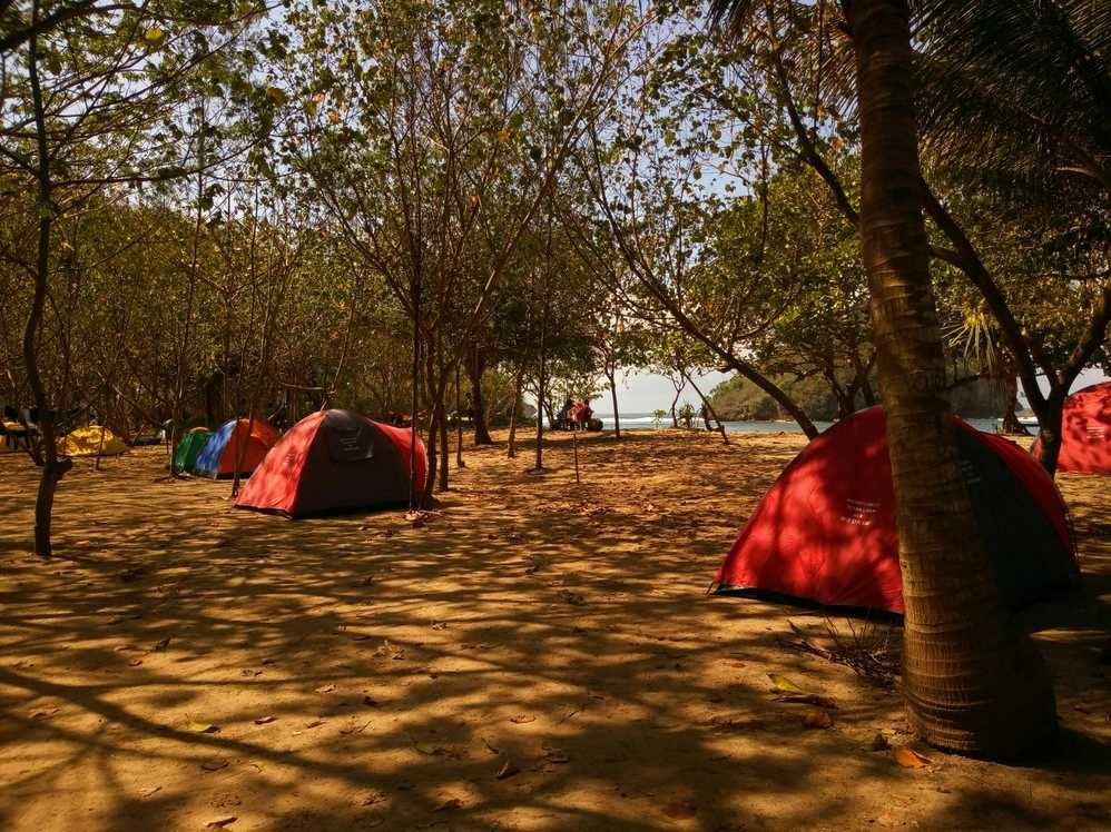 Camping at char kukri mukri
